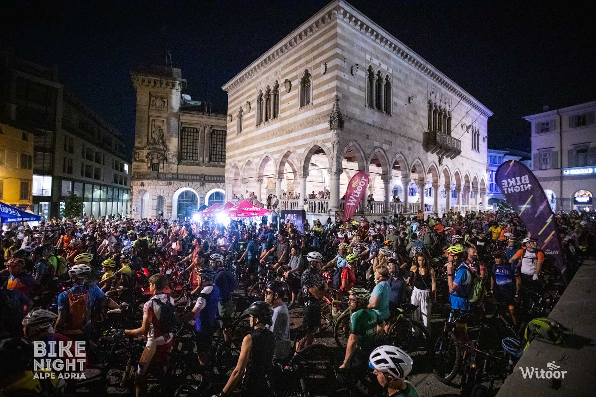 Al momento stai visualizzando Bike Night Udine,  una notte d’estate in bicicletta
