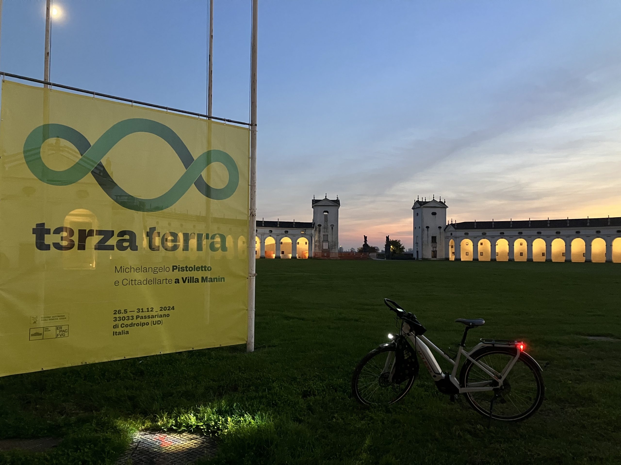 Al momento stai visualizzando “Terza Terra”, la mostra di Michelangelo Pistoletto a Villa Manin fino al 6 gennaio 2025